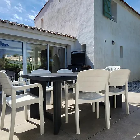 Holiday home Maison Confort, Animaux Admis - 10 Pers. - Fr-1-823-171
