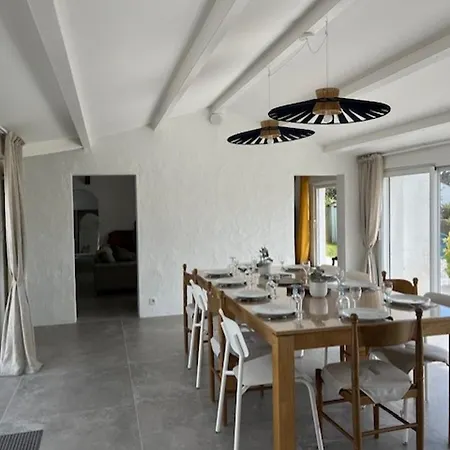 Holiday home Maison Confort, Animaux Admis - 10 Pers. - Fr-1-823-171