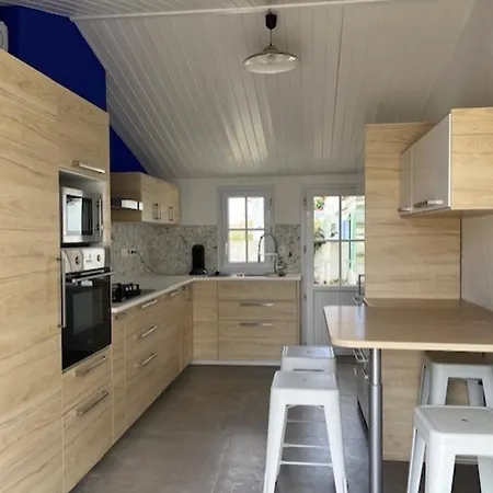 Holiday home Maison Confort, Animaux Admis - 10 Pers. - Fr-1-823-171 Noirmoutier-en-l'Ile